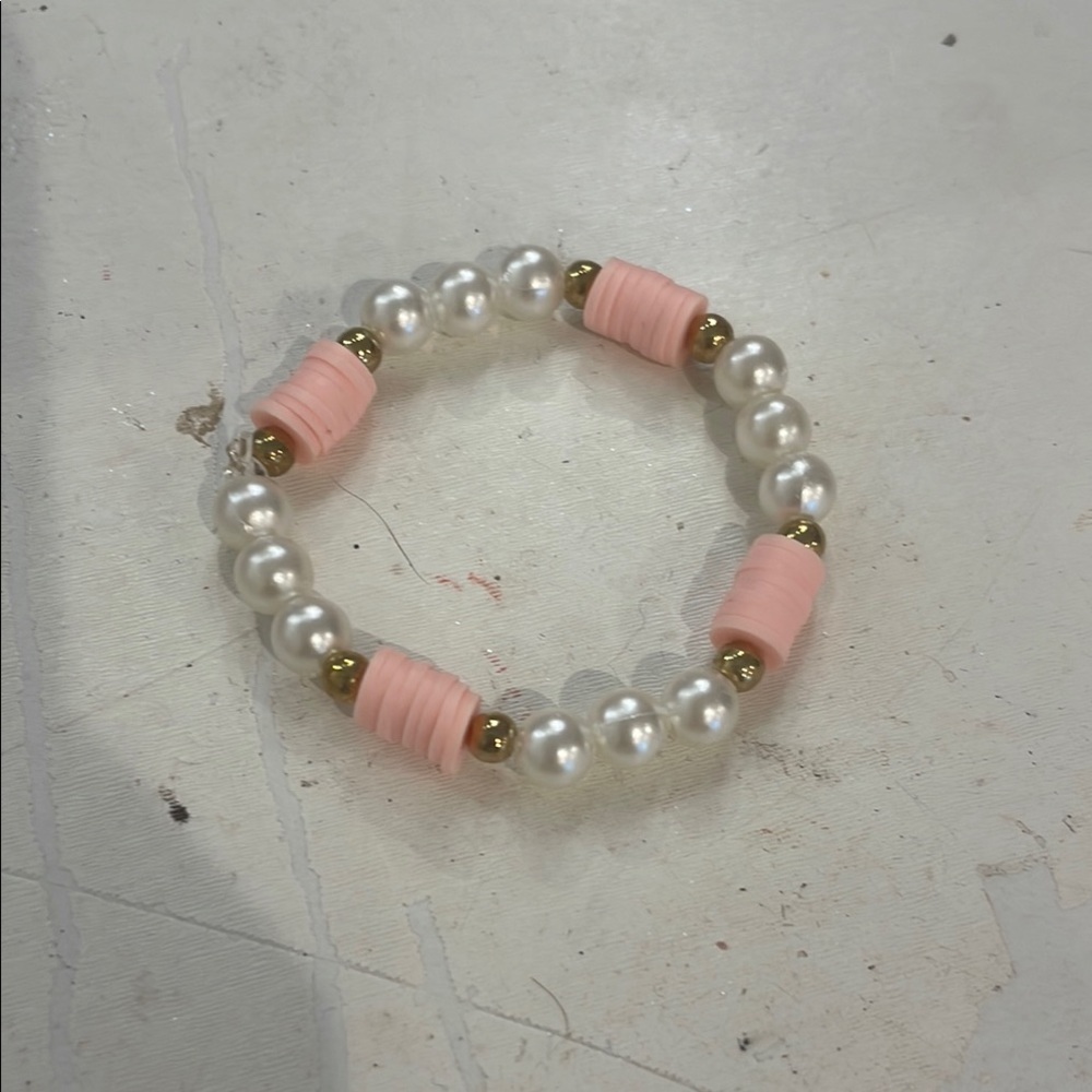 Elegant Pearl and Pink Bead Bracelet
